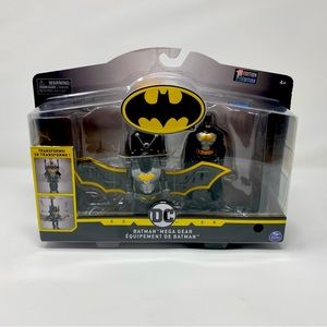 DC Spin Master Batman Mega Gear Deluxe 4" Action Figure & Transforming Armor NEW